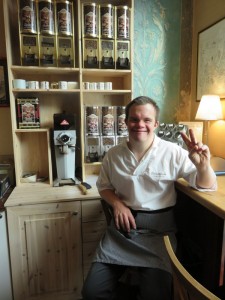 Daniel Harbo i butikken